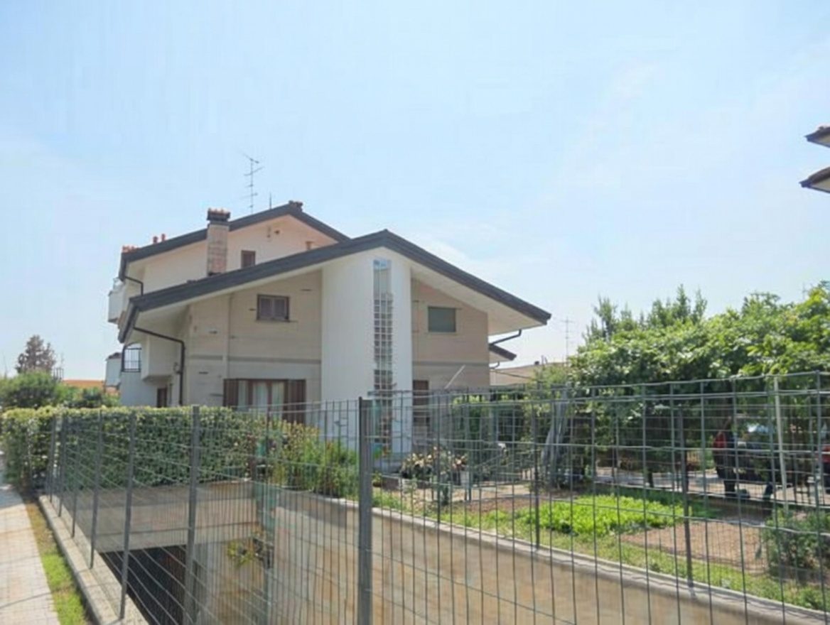 Foto anteprima