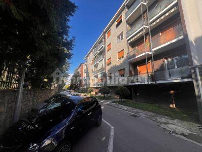 Vendita Via Grandi TRILOCALE a Lainate